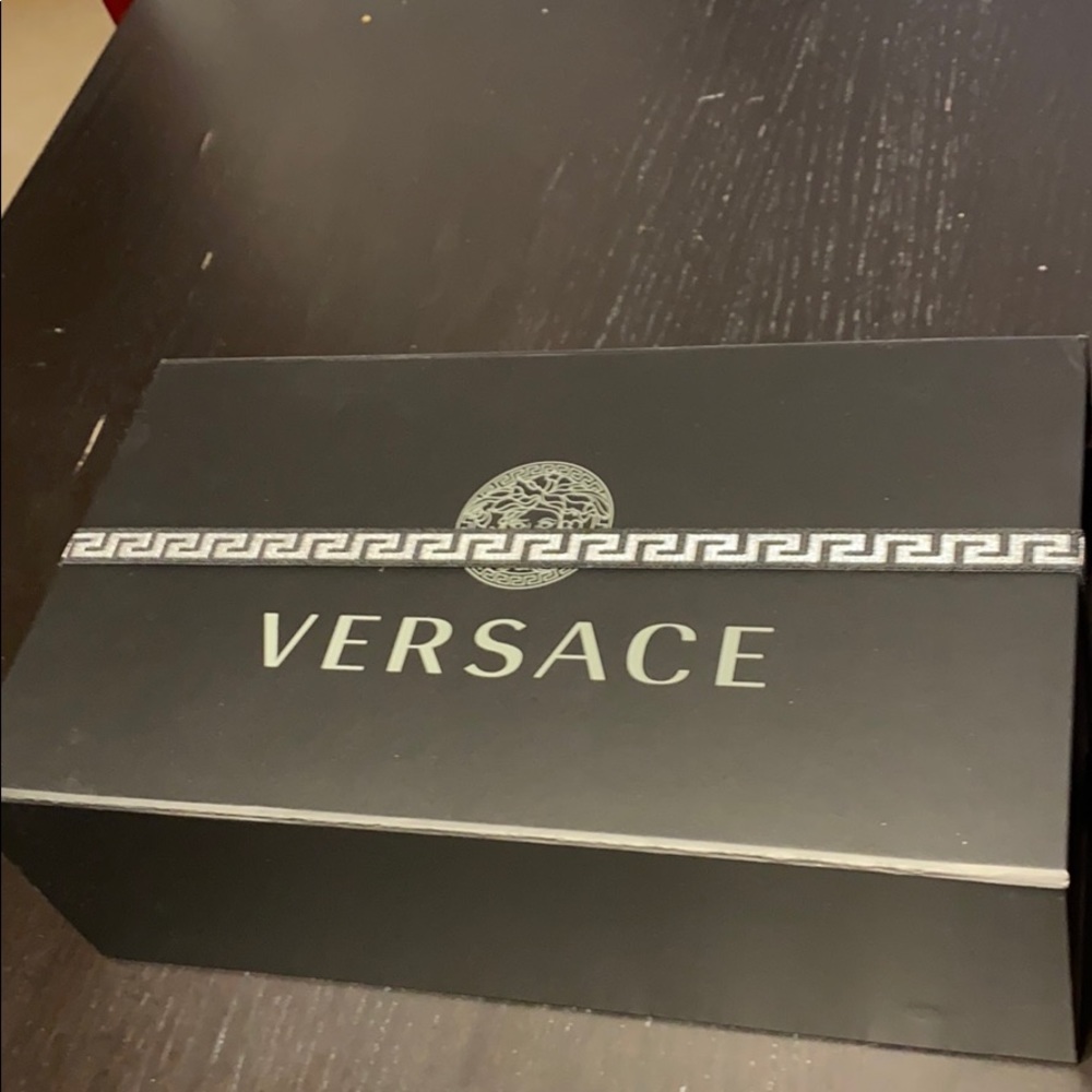 Gucci flip top purse or shoe box